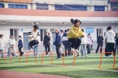 教育部：严禁以各种方式挤占课间10分钟