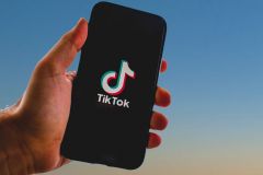 想要收购 TikTok 的亿万富豪麦考特是谁？