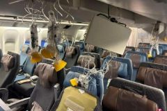 新加坡航空航班遭遇严重湍流，造成2人死亡